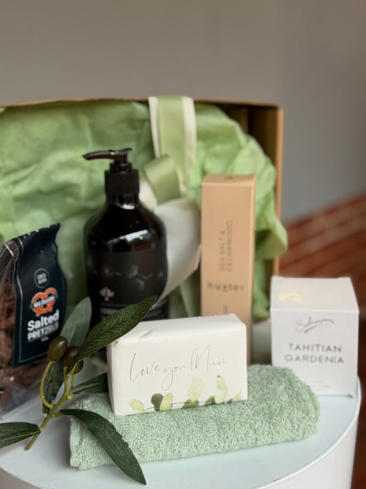 Deluxe Pamper Gift Box