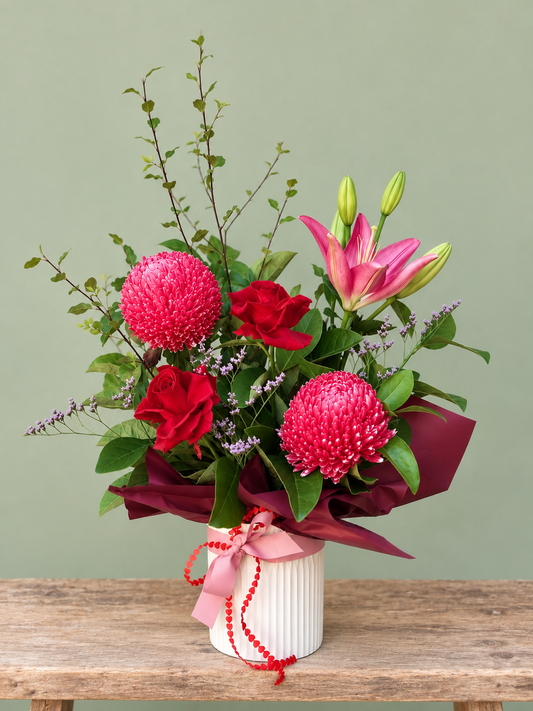 Fresh Flowers (in Ceramic Pot)